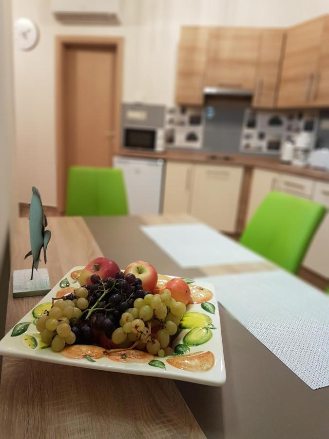 Silver Lodge Apartments エゲル エクステリア 写真
