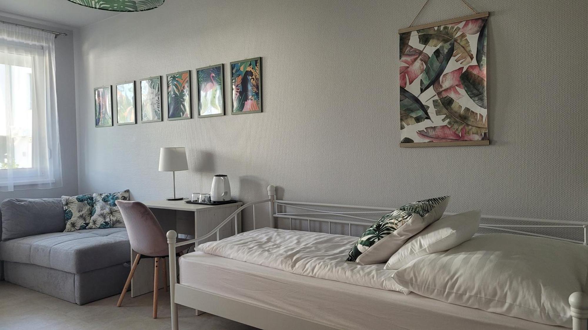 Silver Lodge Apartments エゲル エクステリア 写真